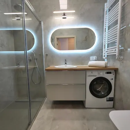 Apolonia Iii - Dziwnów